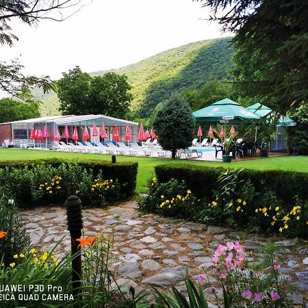 Hotel Divetsite Sliven Exterior foto
