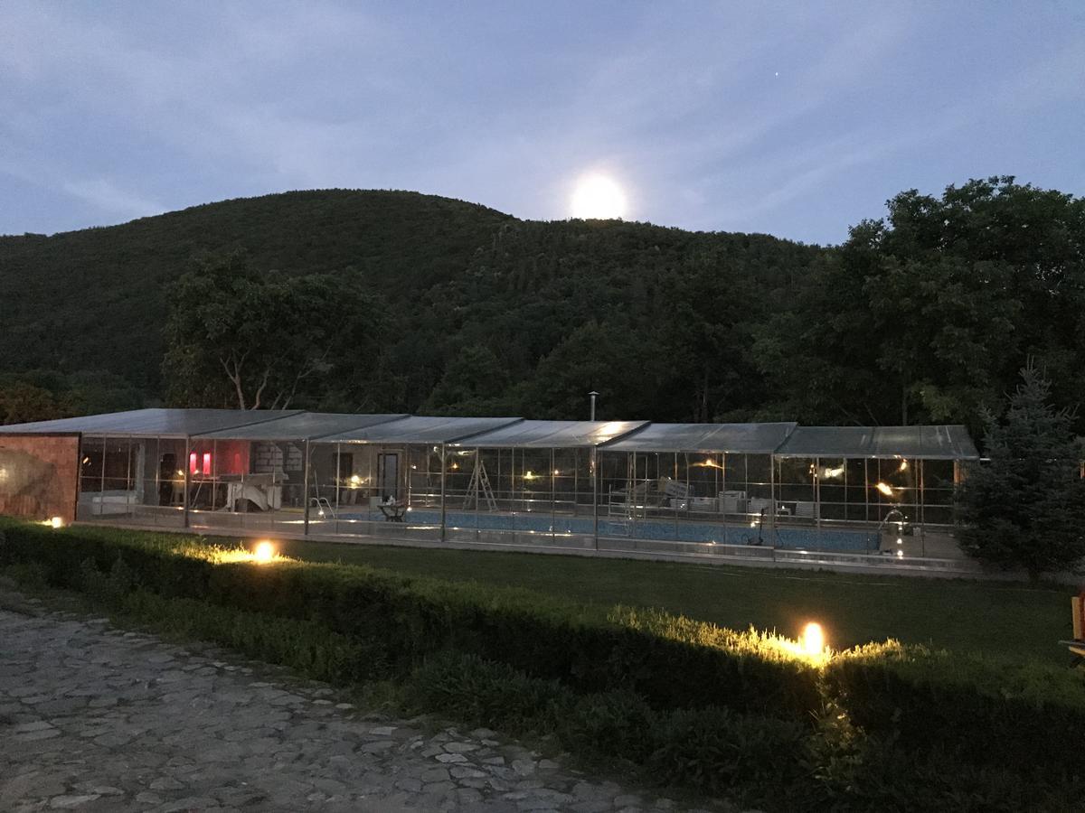 Hotel Divetsite Sliven Exterior foto